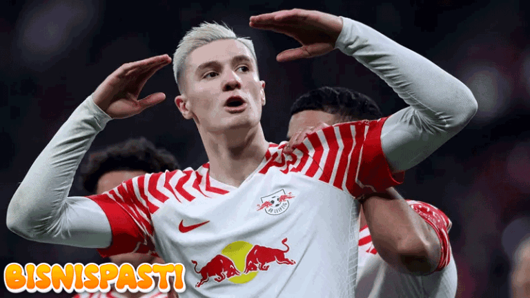 Rio Ferdinand Peringatkan Benjamin Sesko: Waktumu Tidak Banyak di MU!