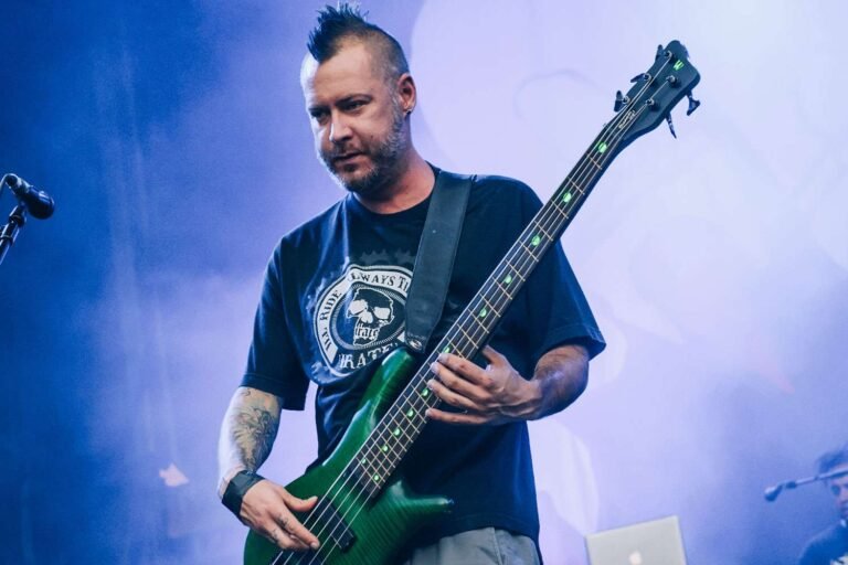 Bassist Limp Bizkit, Sam Rivers, Tutup Usia 48 Tahun: Warisan Musik yang Abadi