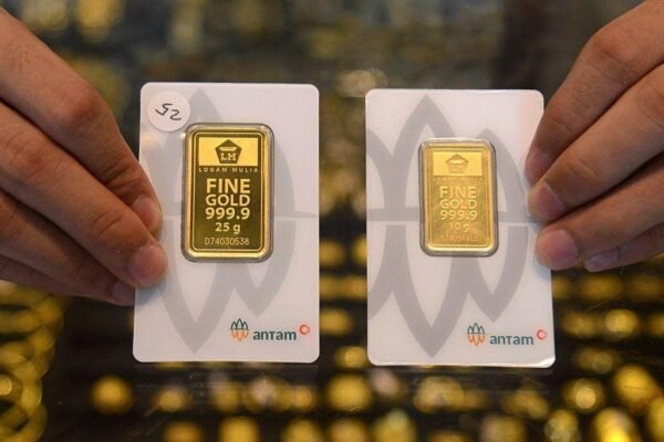 Harga Emas Melonjak: Alasan Kenaikan dan Prospek ke Depan
